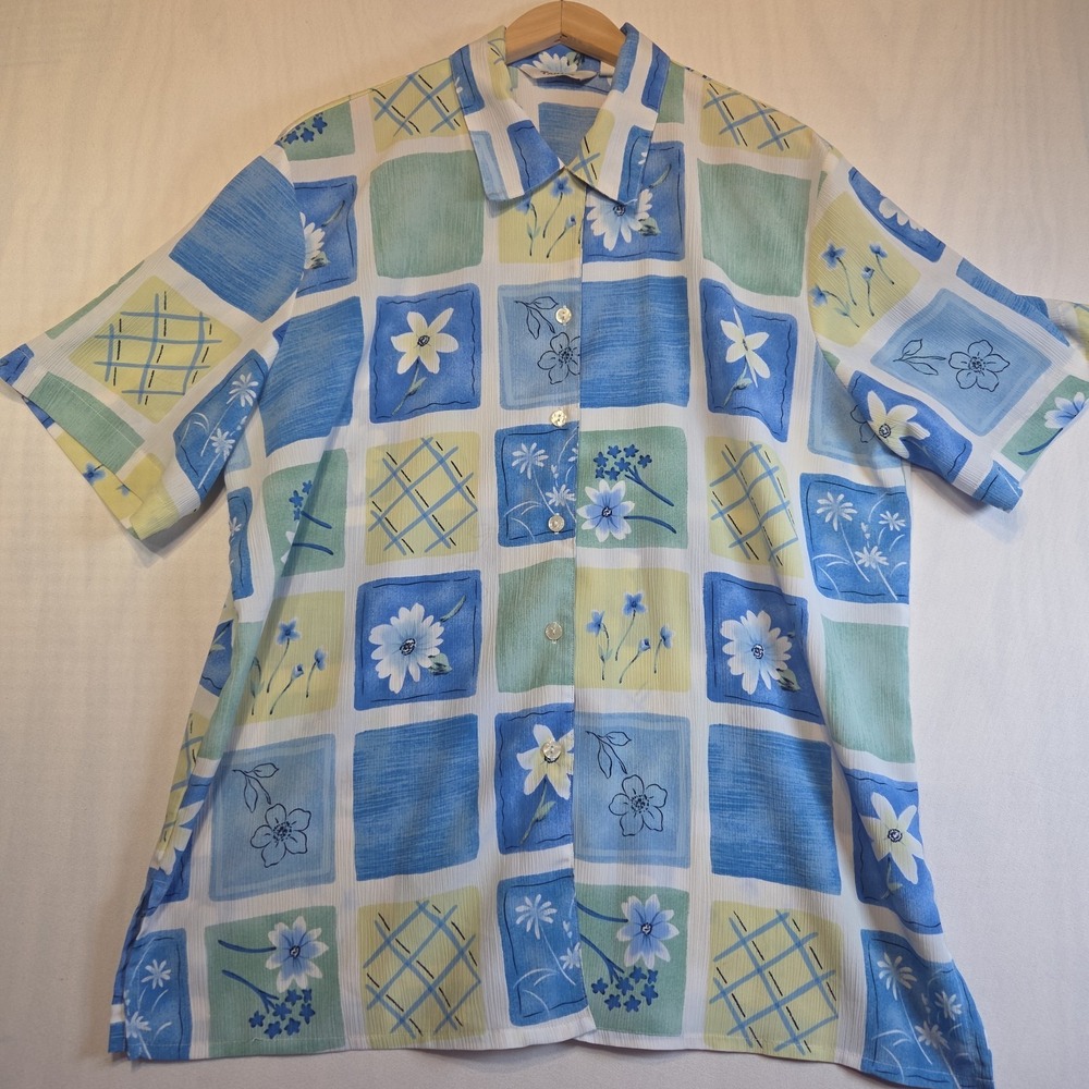 TanJay Women's Size 16 Blue Green Floral Patchwork Crinkle Button Front Blouse T